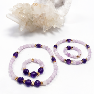 ZAKLĘTE W KAMIENIU - Bransoletka MINI - Pierścionek na palec z Intencją KUNZYT z AMETYSTEM